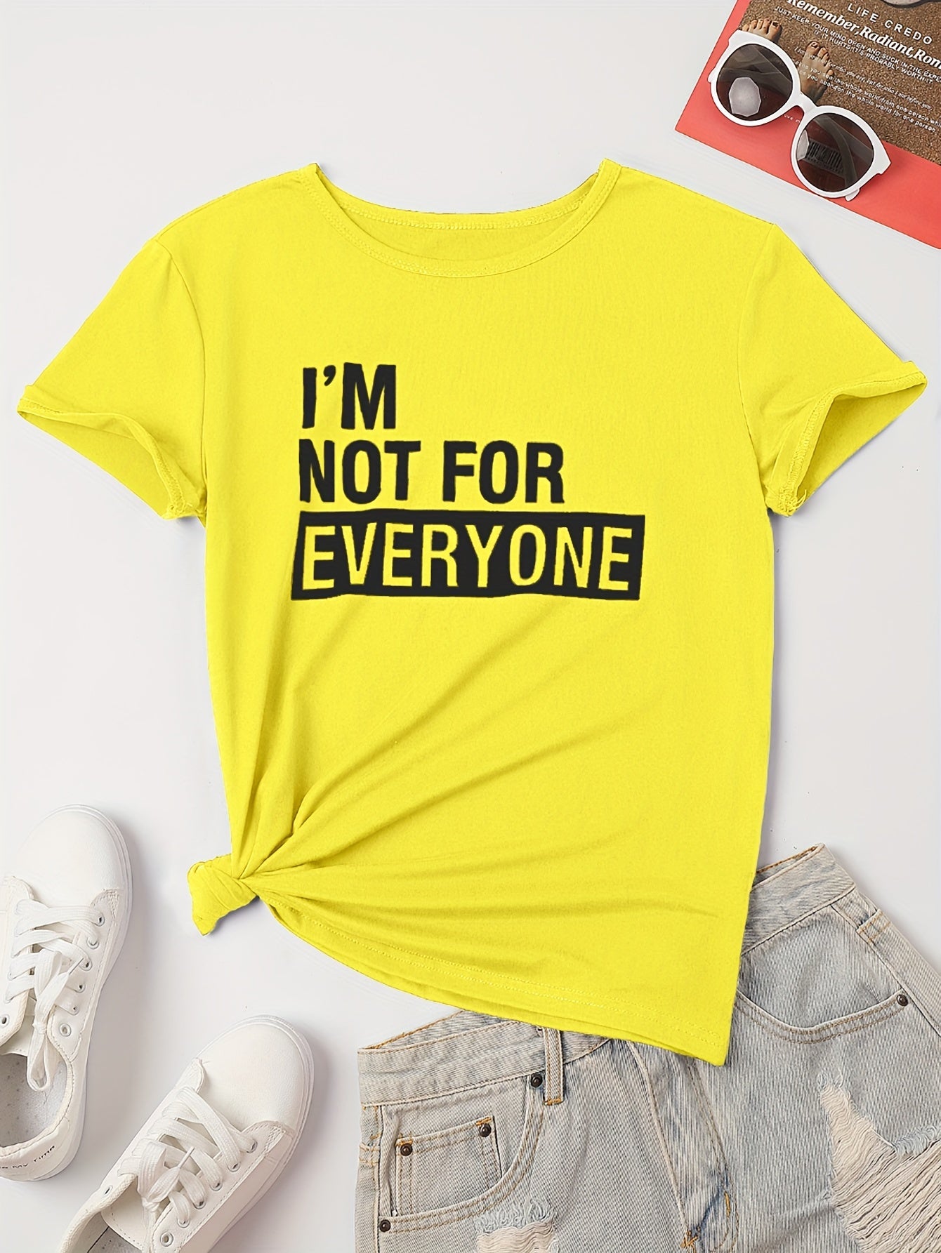 Polera Estampado Letras - Cuello Redondo Manga Corta Casual