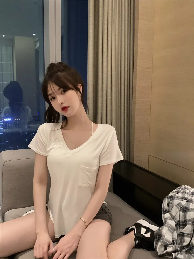 V-Neck T-Shirt - Irregular Hem Short Sleeve