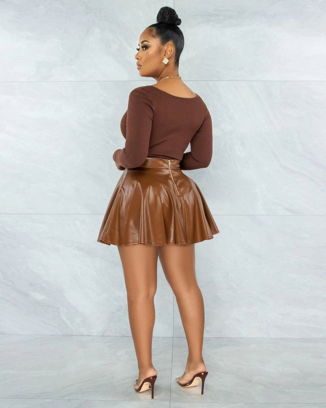 Minifalda Cuero Acampanada - Cintura Media Vuelo Casual
