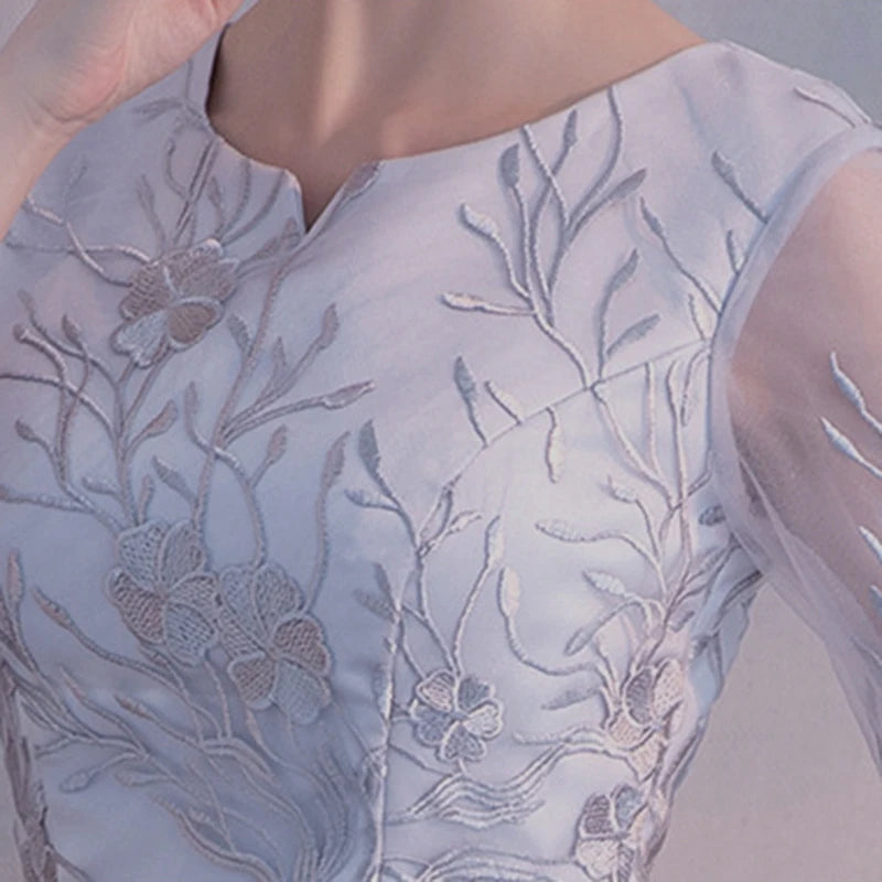 Vestido de Gala Floral Bordado Línea A Cuello Redondo