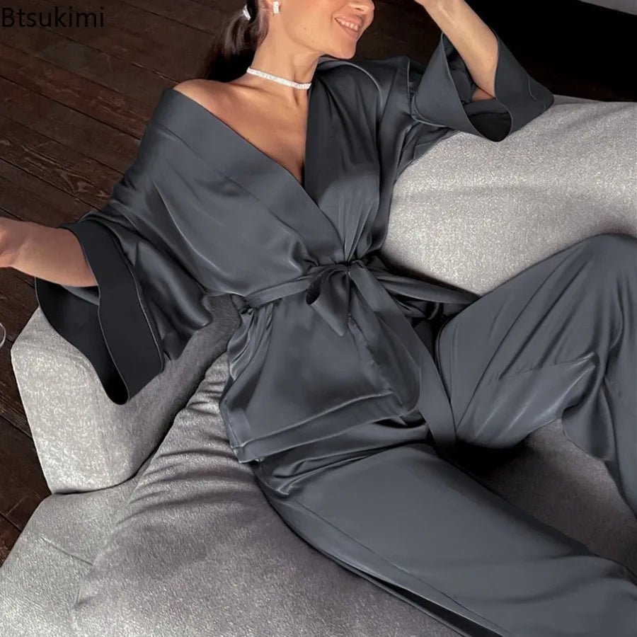 Pijama Dos Piezas Satinado con Cinturón Mujer Estilo Elegante