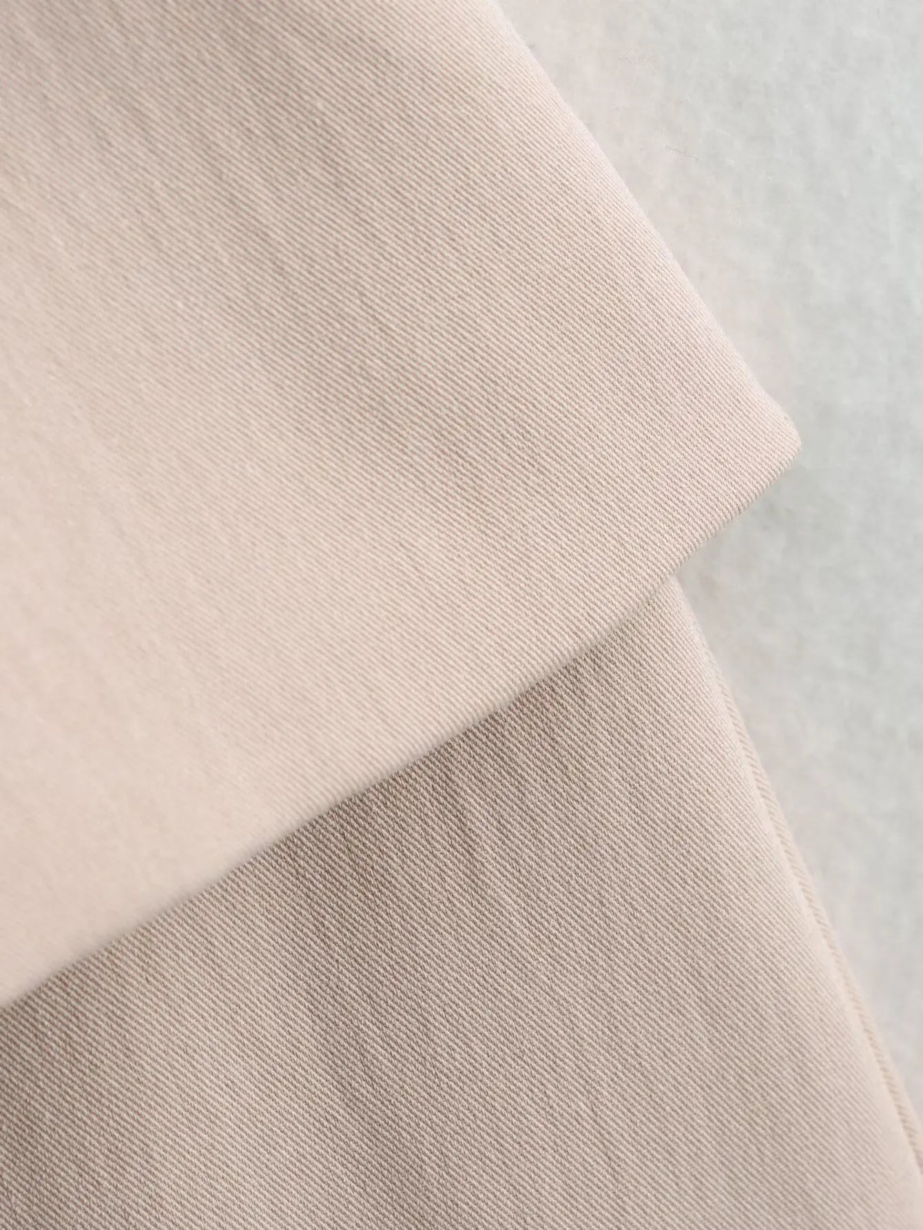 Midi Dress - Beige Contrast Sleeveless Belt 2025