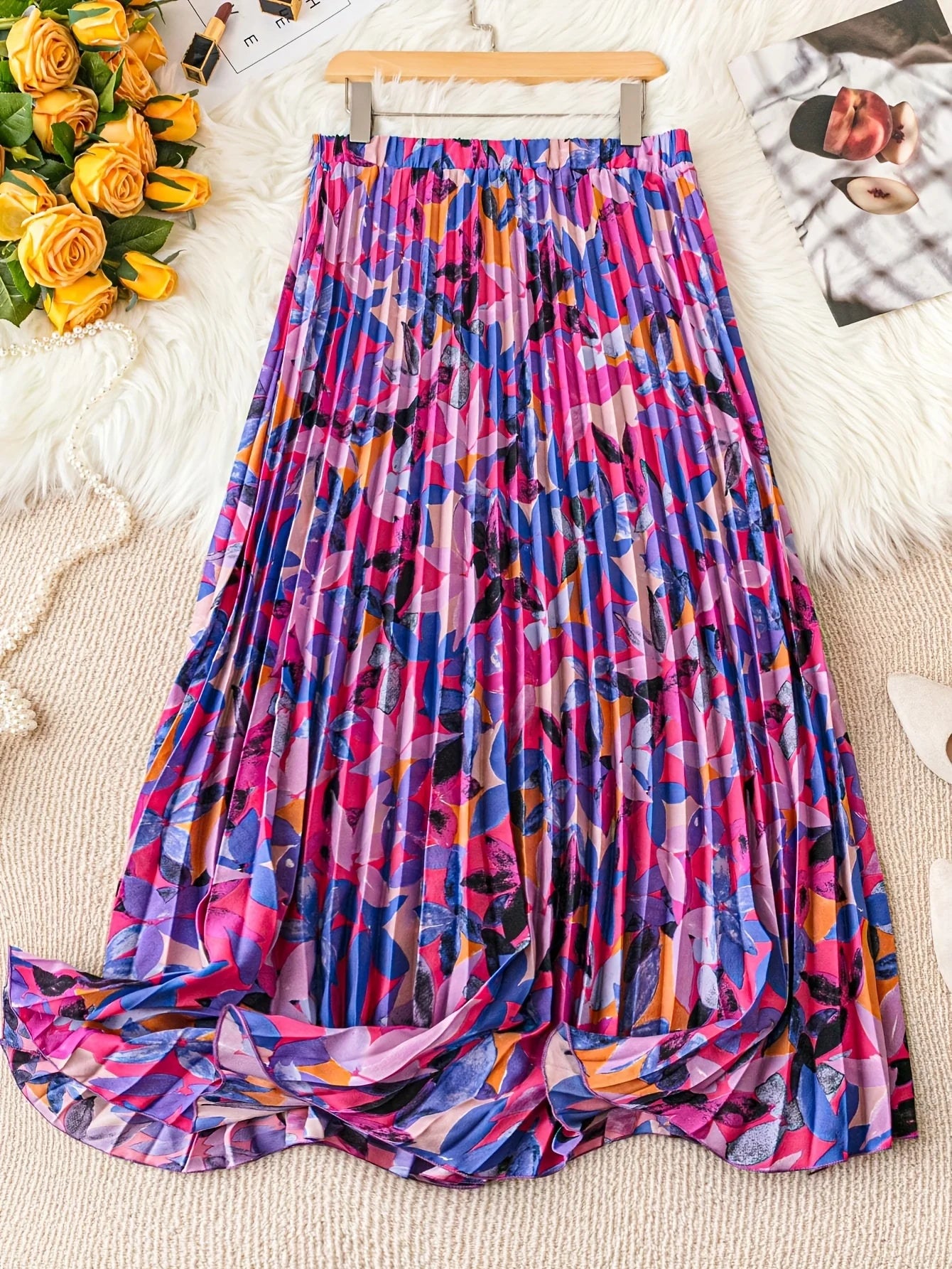 Falda con estampado floral acampanada y elegante