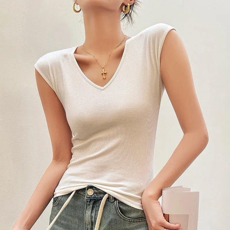 V-Neck T-Shirt - Slim Fit