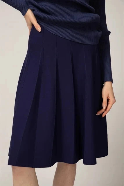 Falda tejida de algodón hasta la rodilla corte slim