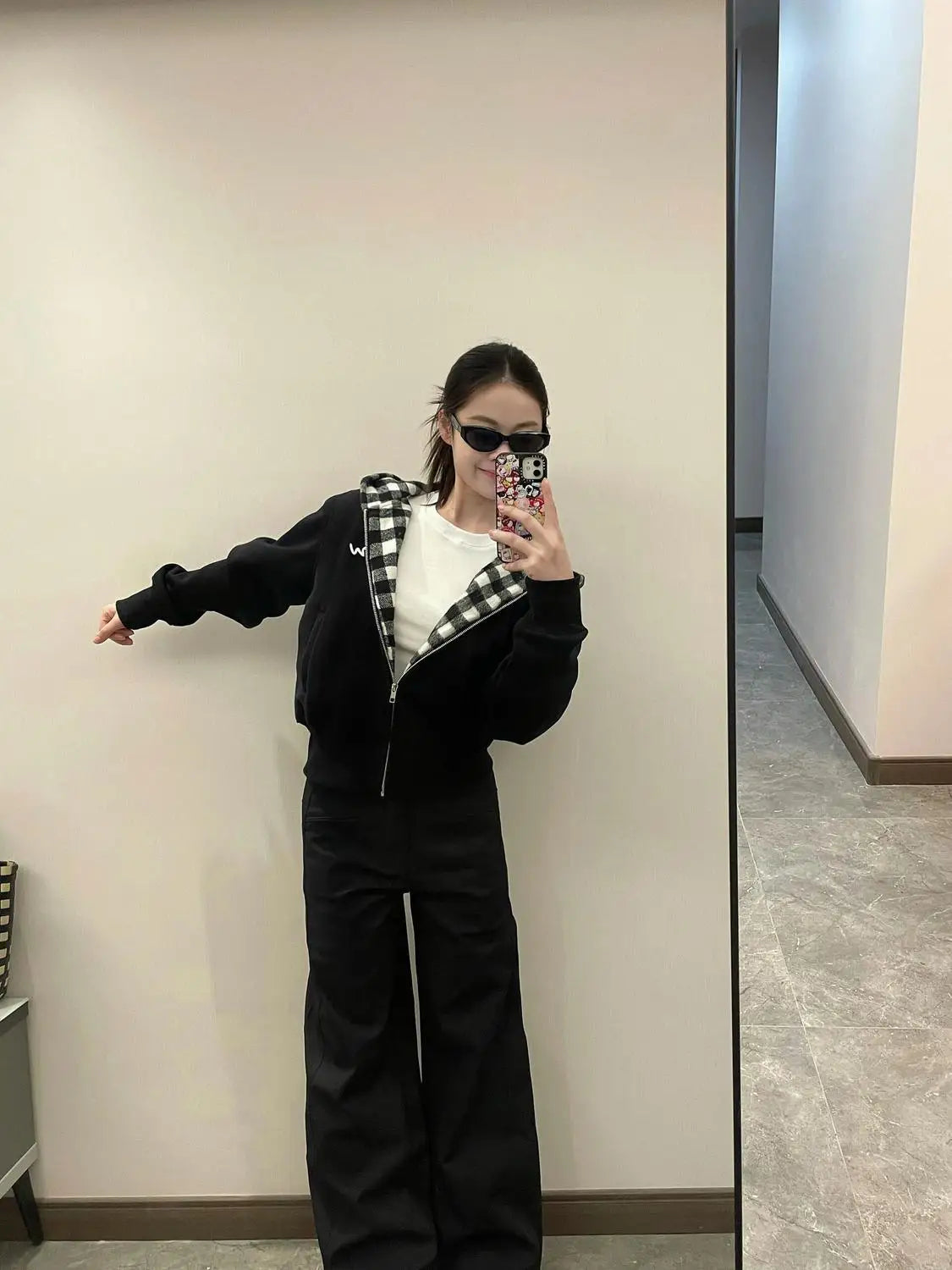 Polerón Mujer Corto Capucha Ajustado Moda Italiana