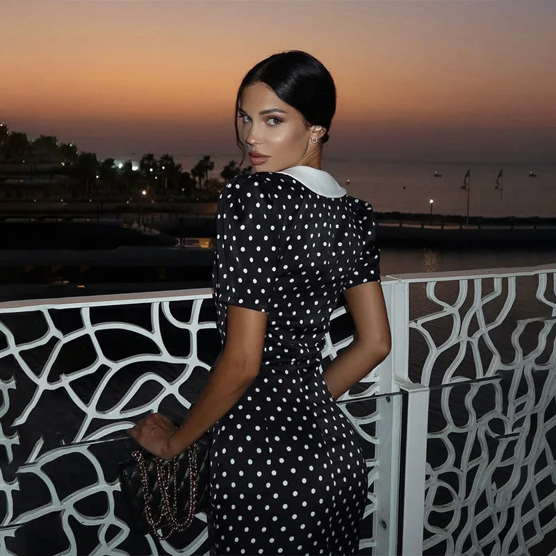 Vestido Largo Negro Puntos Blancos Ajustado Cuello V