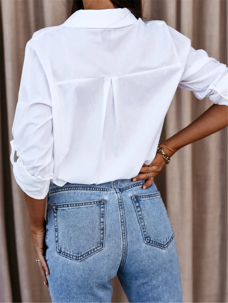 Blusa Holgada Cuello Doblado Manga Larga con Botón
