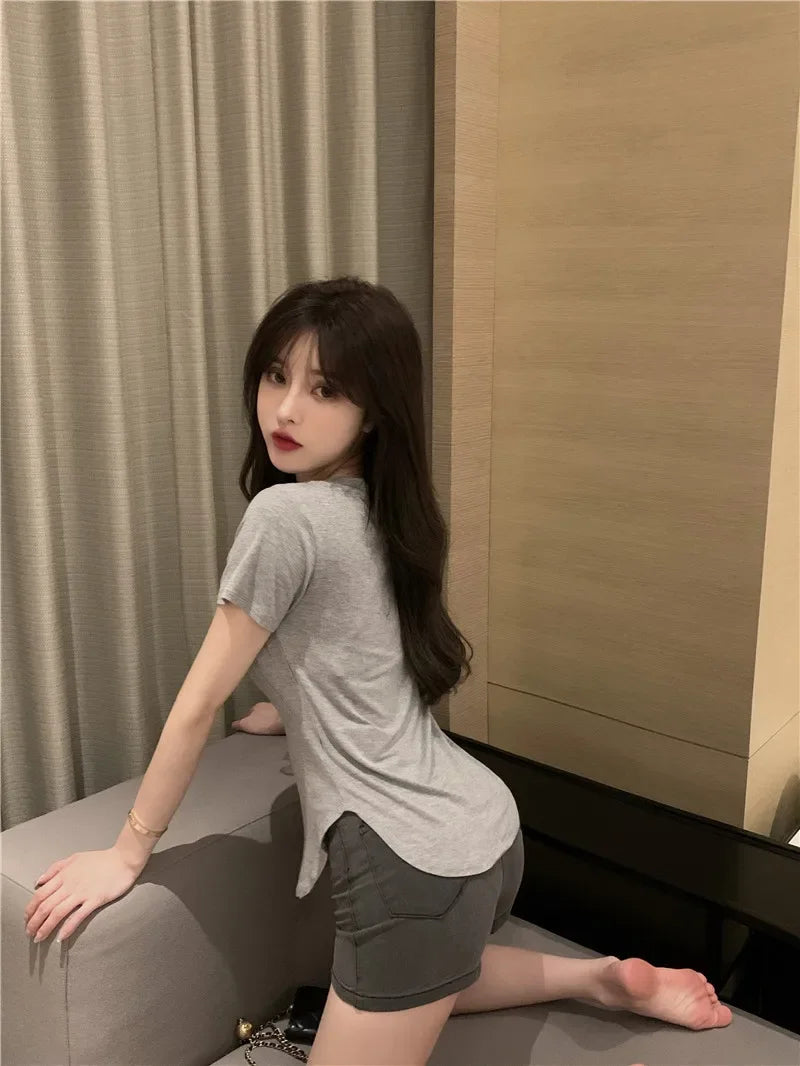 V-Neck T-Shirt - Irregular Hem Short Sleeve