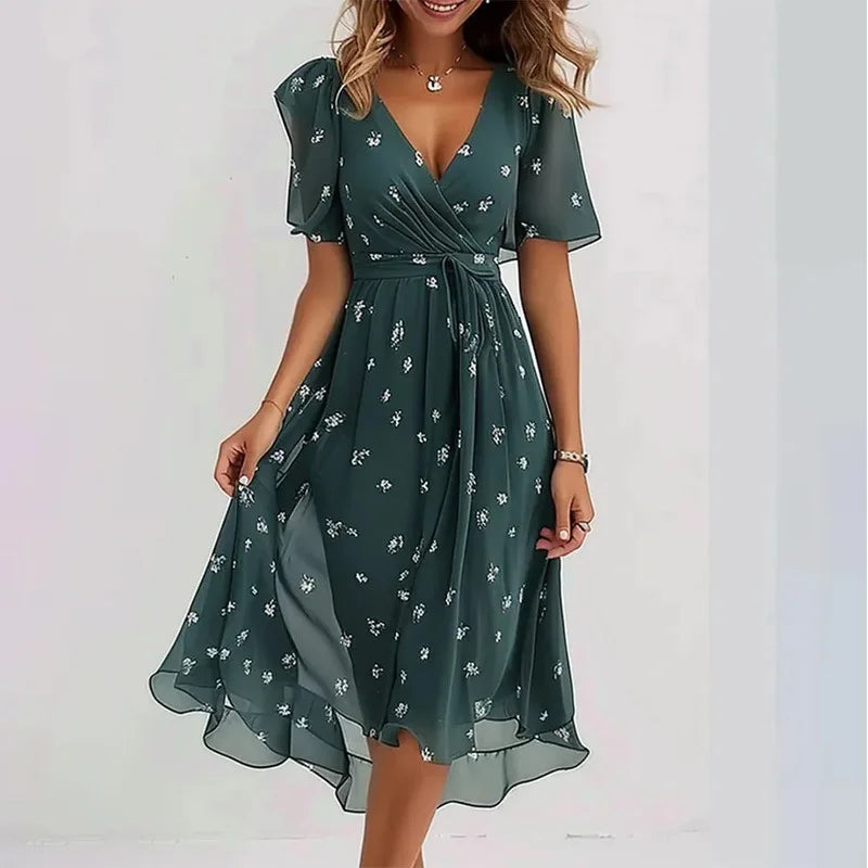 Elegant Women's Spring And Summer Short Sleeved Loose A-line Dress Women's Casual V-neck Floral Print Beach Style Dresses Midi