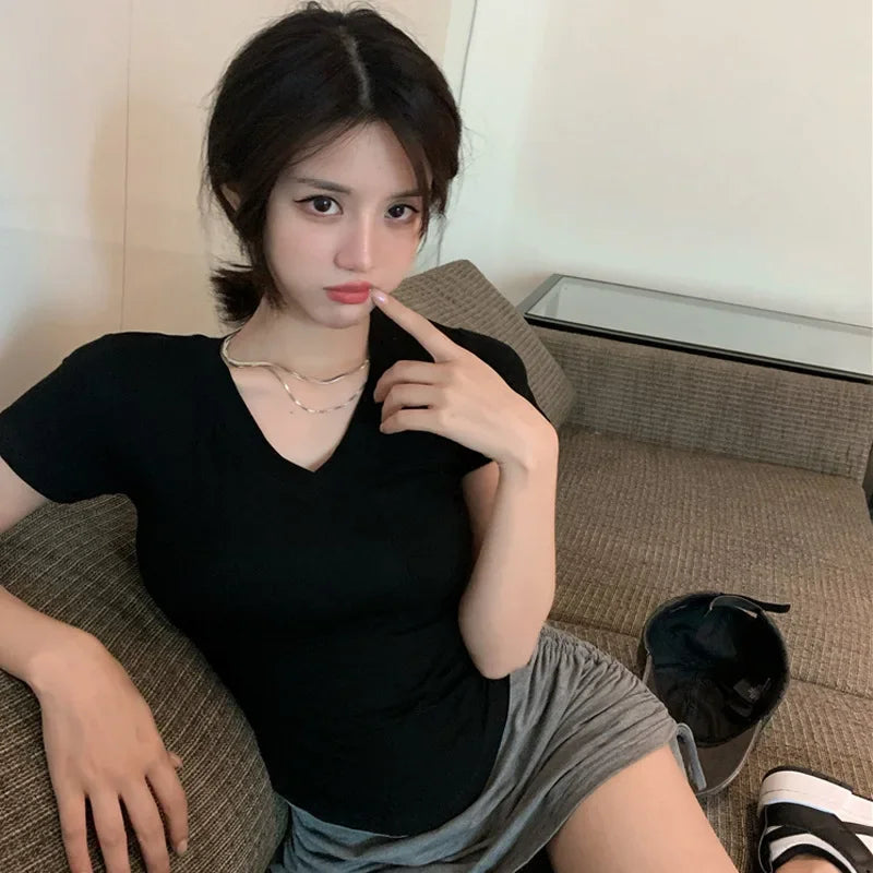 V-Neck T-Shirt - Irregular Hem Short Sleeve