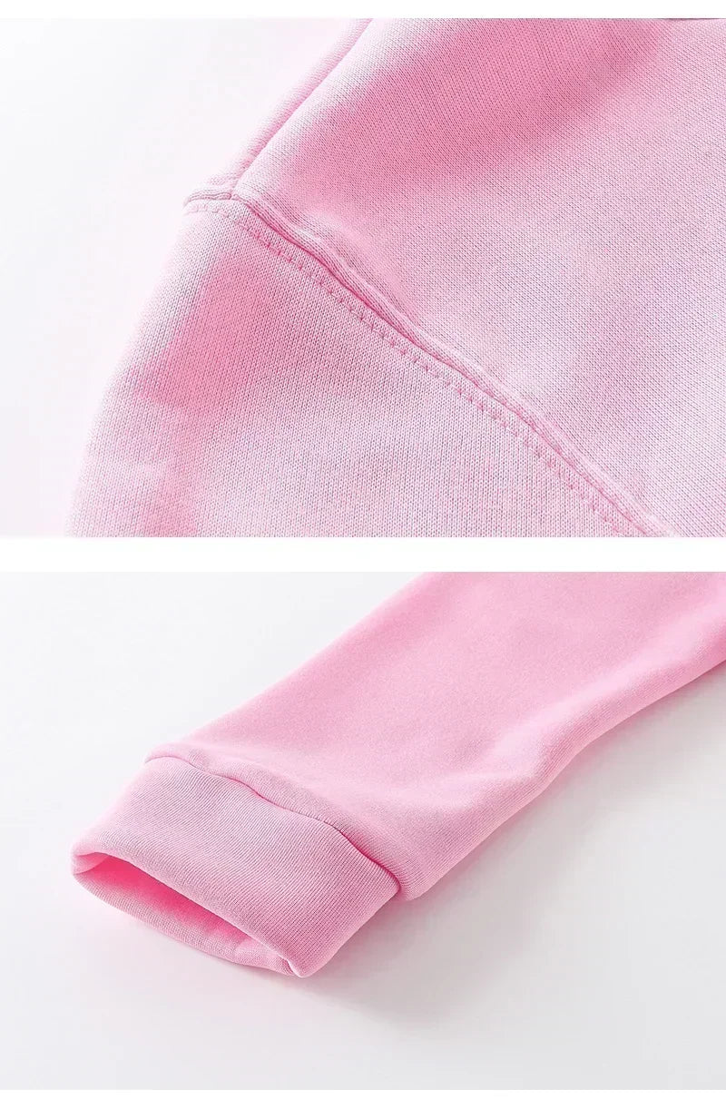 Polerón con Capucha Mujer Estampado Letras Forro Felpa Bolsillos