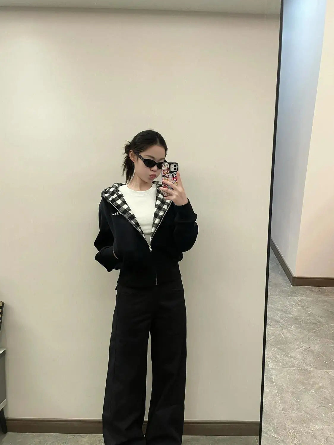 Polerón Mujer Corto Capucha Ajustado Moda Italiana