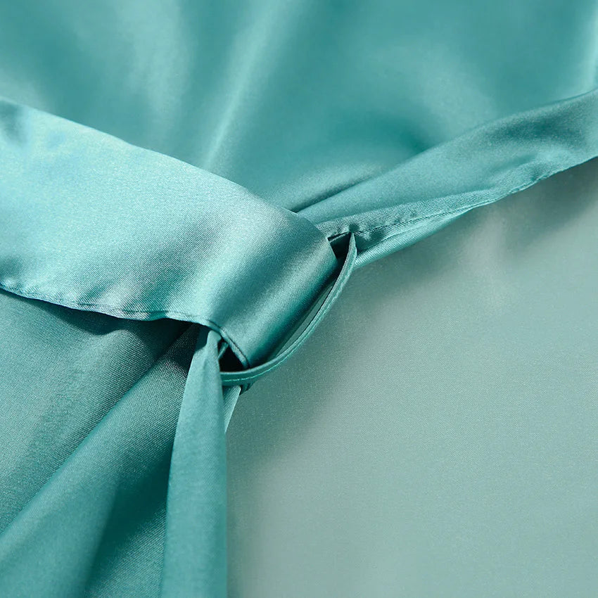 Pijama Dos Piezas Satinado con Cinturón Mujer Estilo Elegante